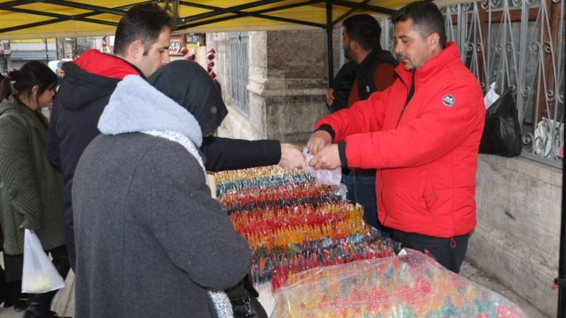 Ramazanın vazgeçilmezi Horoz Şekeri