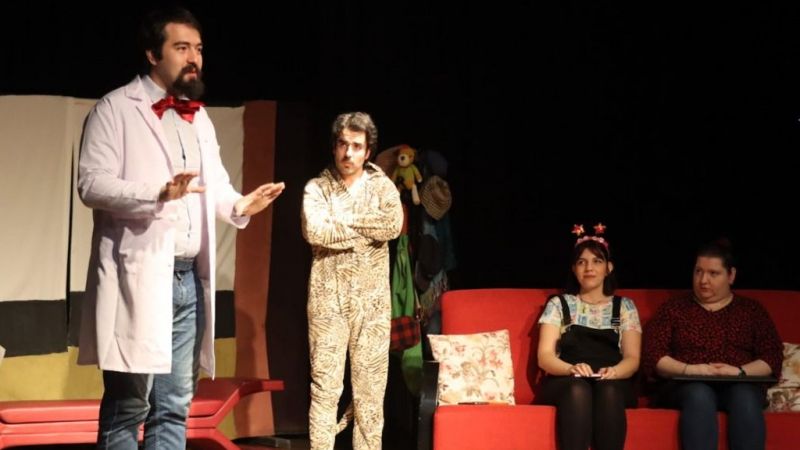 Çocuklara tiyatroyla deprem bilinci aşılanıyor