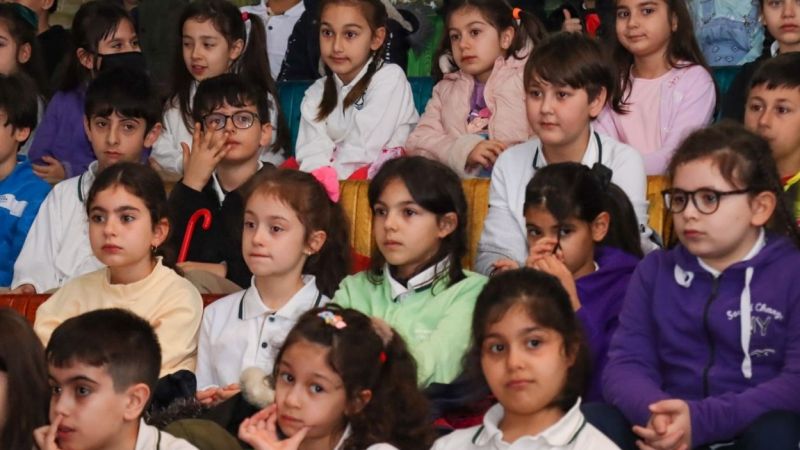 Çocuklara tiyatroyla deprem bilinci aşılanıyor