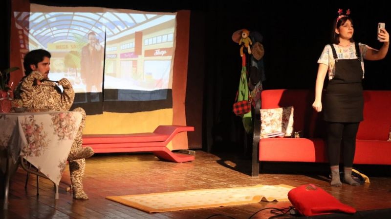 Çocuklara tiyatroyla deprem bilinci aşılanıyor