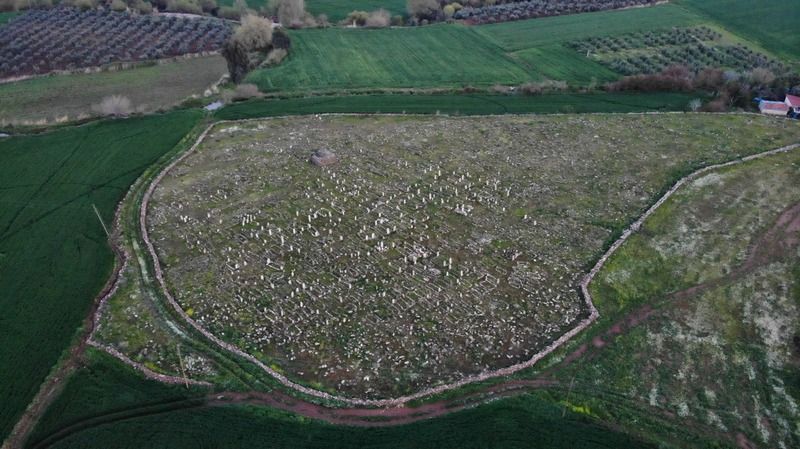 Ecdat yadigarı eserler depremden etkilenmedi