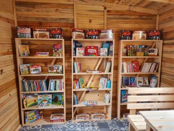 Deprem bölgesine ahşap sınıflar gönderildi