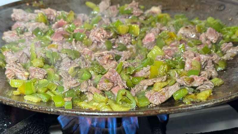  Elazığ'da iftarın yıldızı: Sac Tava