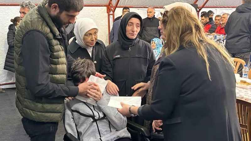 Cumhurbaşkanı Erdoğan'dan depremzede Ömer'e yardım