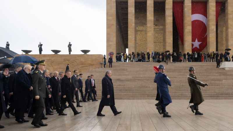 TBMM'nin 103. yılında devlet erkanı Anıtkabir'de