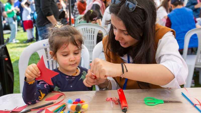 Bursa'da çifte çocuk şenliği
