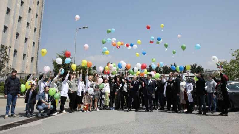 Pendik semaları rengarenk balonlarla doldu