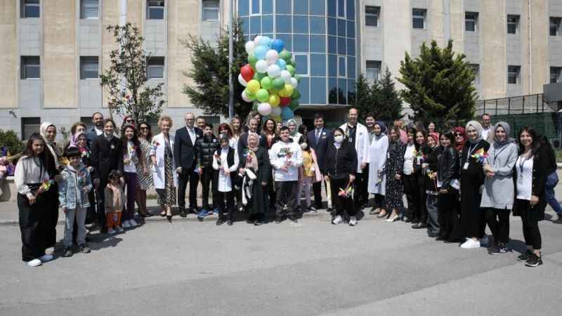 Pendik semaları rengarenk balonlarla doldu