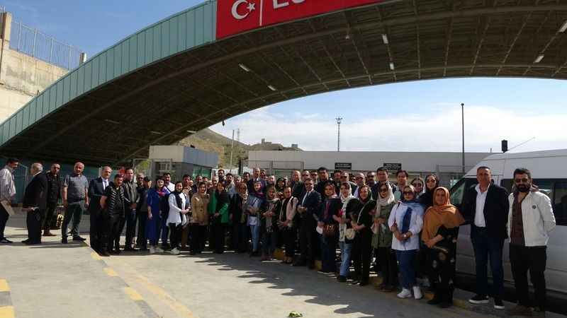 İranlı turistler davul zurnayla karşılandı