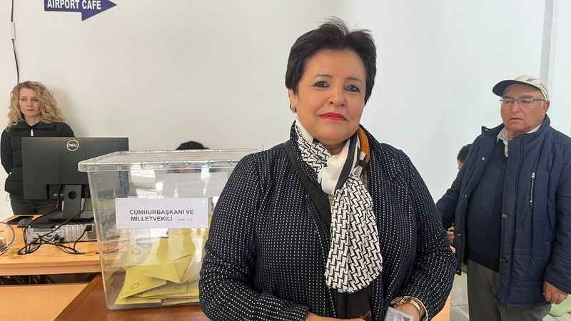 50 yıl sonra oy kullandı