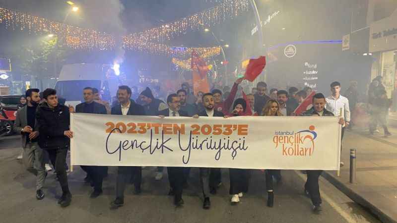 İstanbul'da 2023'ten 2053'e yürüyüşü
