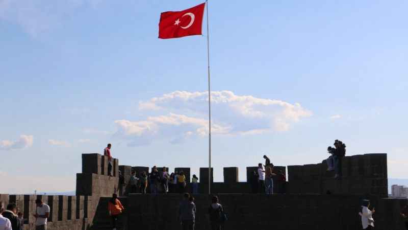 Deprem sonrası Diyarbakır turizmi yeniden canlandı