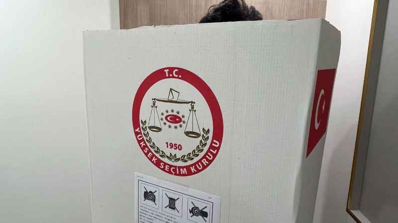 Tayland'daki Türk vatandaşları oy kullanmaya başladı