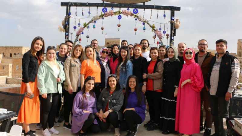 Hemşireler Mardin gezisiyle moral buldu