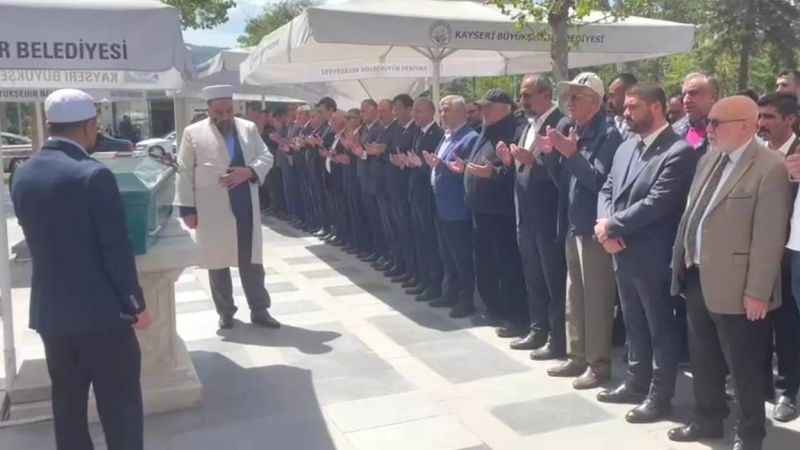 Tokgöz ailesinin acı günü: Ayni Tokgöz vefat etti