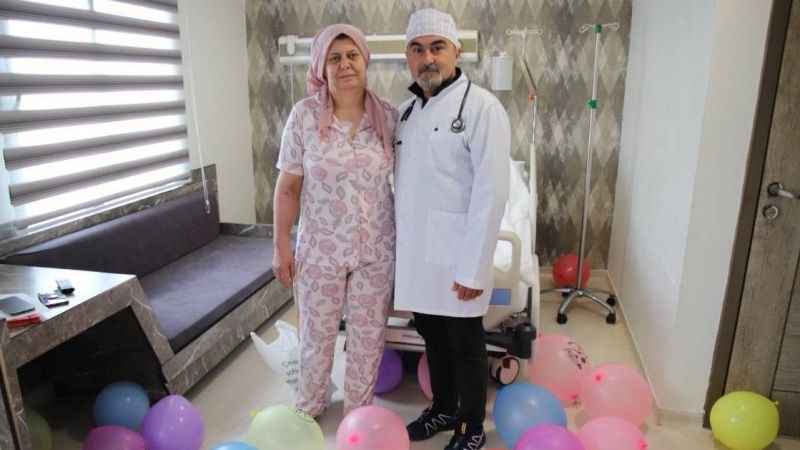 Bağırsak kanserini azmiyle yendi