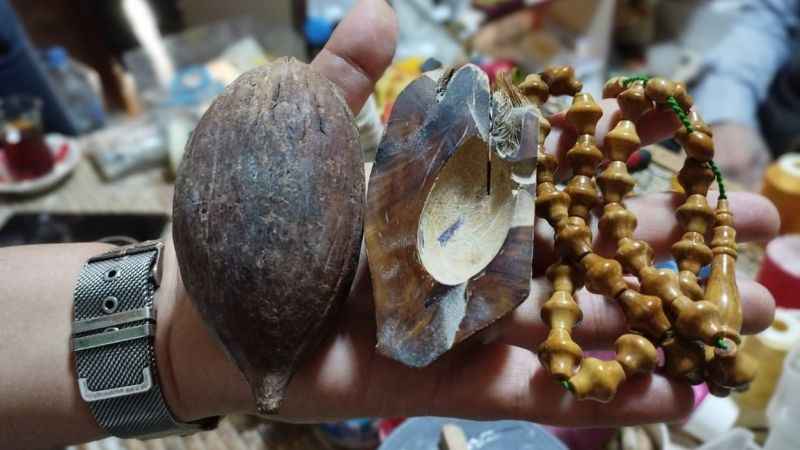 Çeyrek asırlık usta tespihleri anlattı