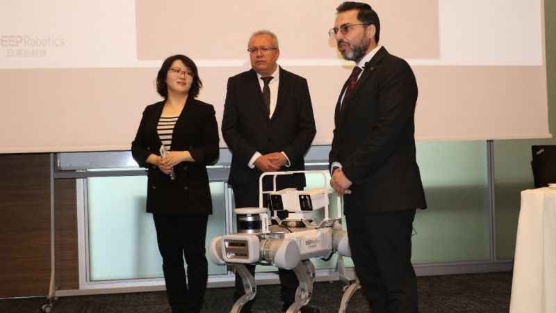 Çinlilerin robot köpeklerini Türk firması pazarlayacak