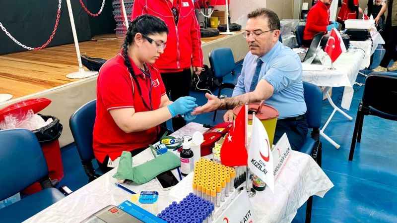 19 Mayıs'ta 1919 ünite kan bağışı hedeflendi