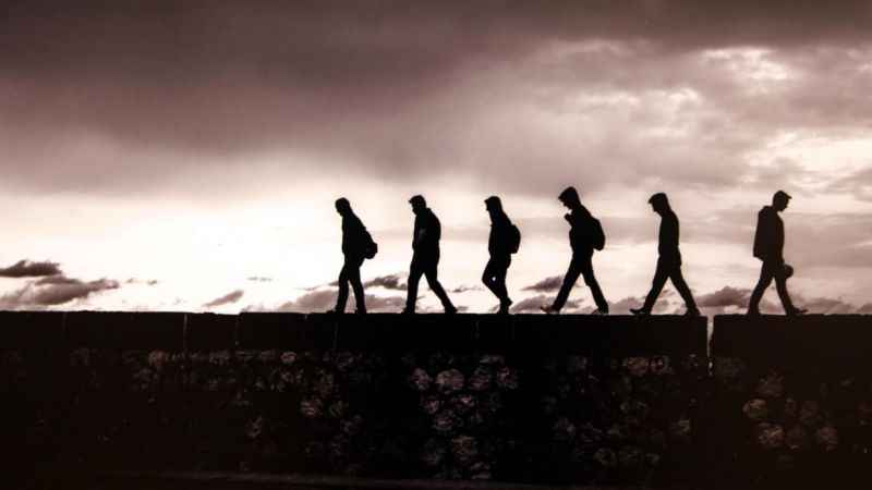 Siyahtan Beyaza Yalnızlıklar sergisi