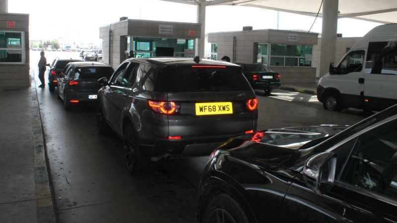 Avrupa'nın her yerinden oy kullanmak için geliyorlar