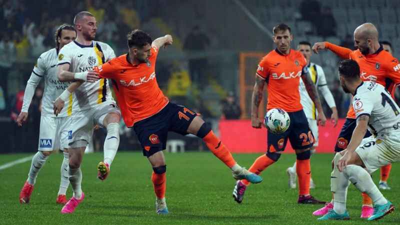 Medipol Başakşehir'de hedef Türkiye Kupası finali