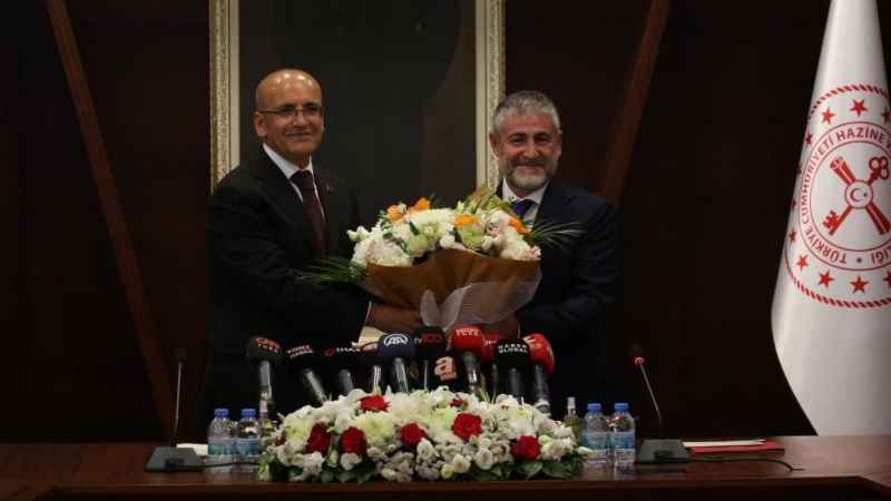 Hazine ve Maliye Bakanlığında devir teslim töreni