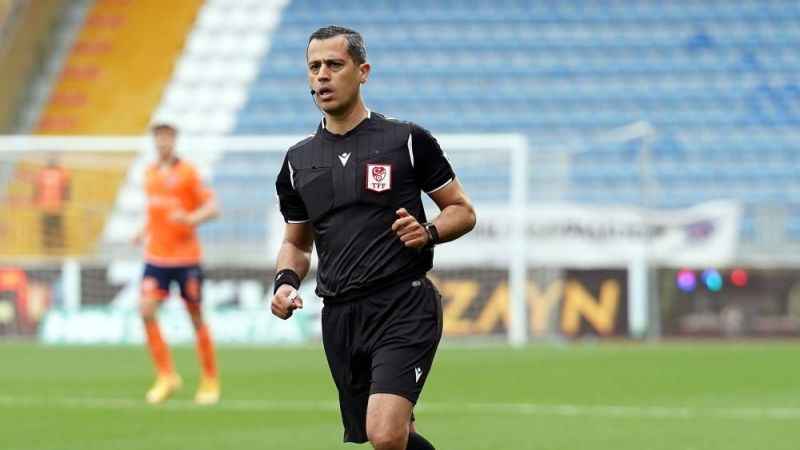 Galatasaray - Fenerbahçe derbisinin VAR'ı Alper Ulusoy
