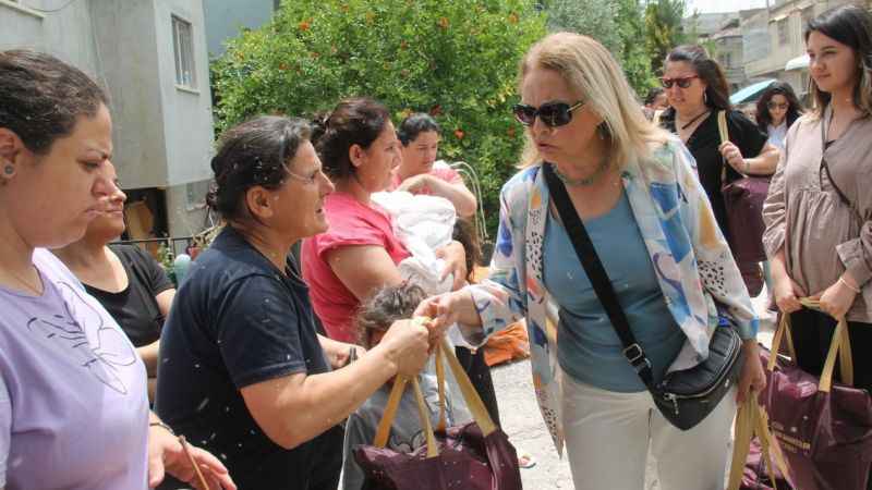 Kadın sanayiciler Hatay’da depremzedelerle Kadın sanayiciler Hatay’da depremzedelerle