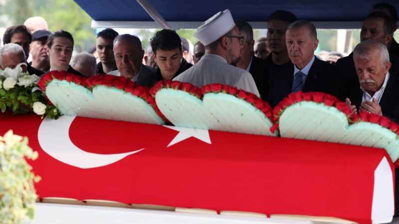 Mehmet Barlas son yolcuğuna uğurlandı