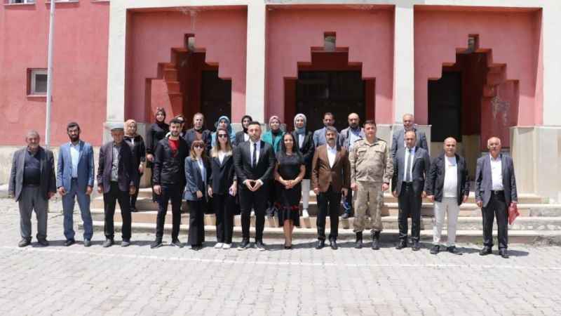 Okullara 7 yılda 14 kütüphane kazandırdı