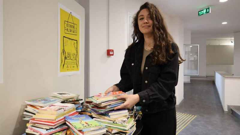 Perde ‘depremzede çocuklar’ için açıldı