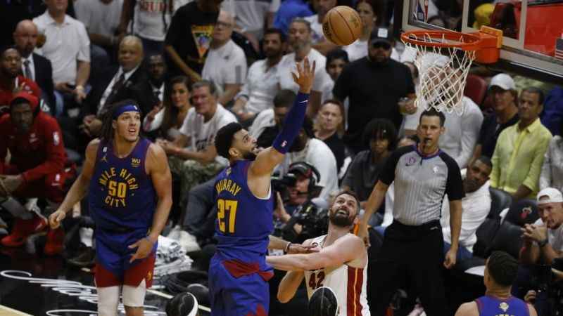 Denver, Miami'yi deplasmanda yendi, 2-1 öne geçti