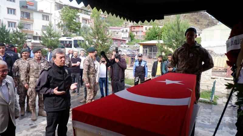 Özel harekat polisi Muhammed Haymana Erzurum’da toprağa verildi