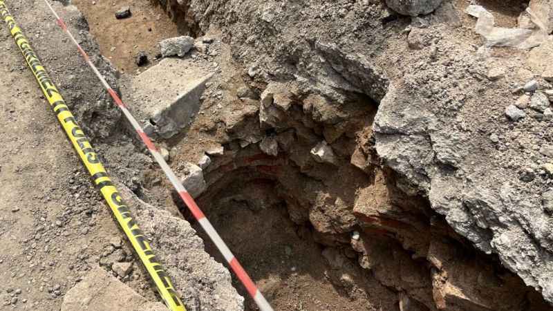 Doğalgaz için kazdılar tarihi kalıntılar çıktı