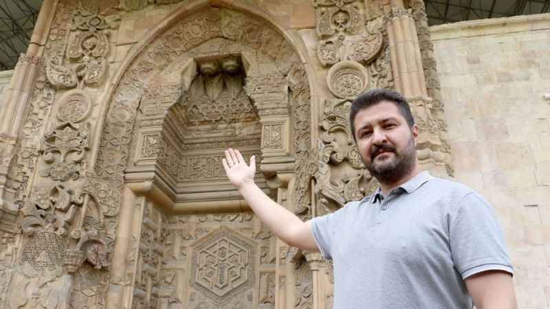 Divriği Ulu Cami'de yenileme çalışmaları sürüyor