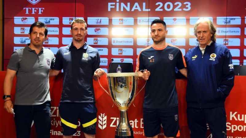 Jorge Jesus: "Geleceğimle ilgili kararı başkanımıza söyledim"