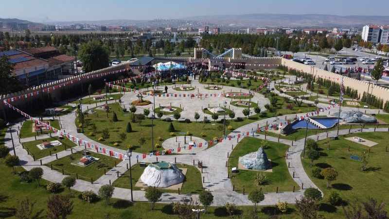 Çoruminia’yı 50 bin kişi ziyaret etti