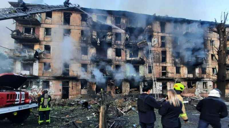 Rusya, Zelenskiy’nin memleketini vurdu: 3 ölü, 25 yaralı