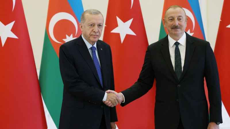 Cumhurbaşkanı Erdoğan, Aliyev ile baş başa görüştü Cumhurbaşkanı Erdoğan, Aliyev ile baş başa görüştü