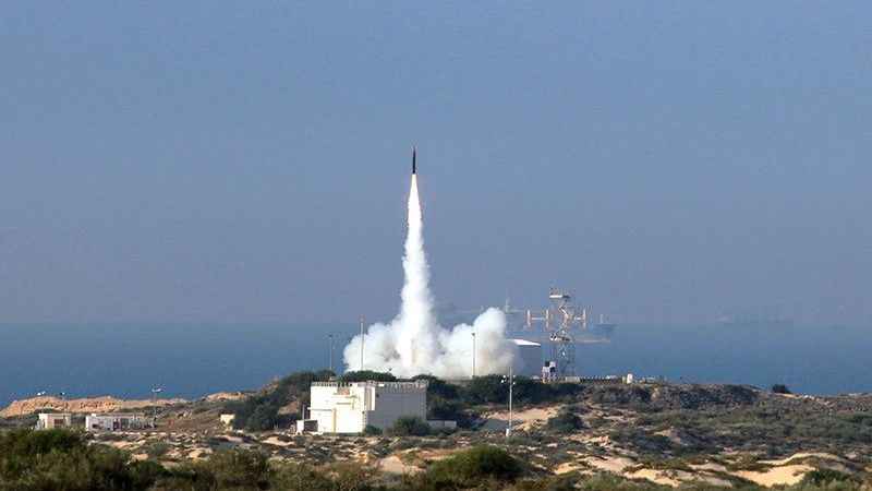 Almanya, İsrail'den hava savunma sistemi satın alıyor