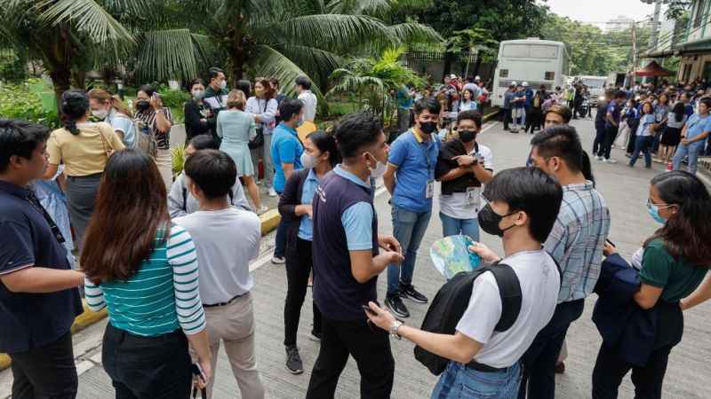 Filipinler’de 6.3 büyüklüğünde deprem