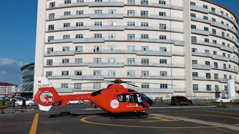 Yeni doğan bebek için ambulans helikopter