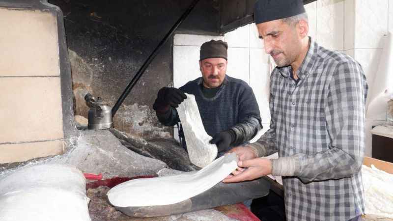 Erzurum’un vazgeçilmez lezzeti: Lavaş ekmeği