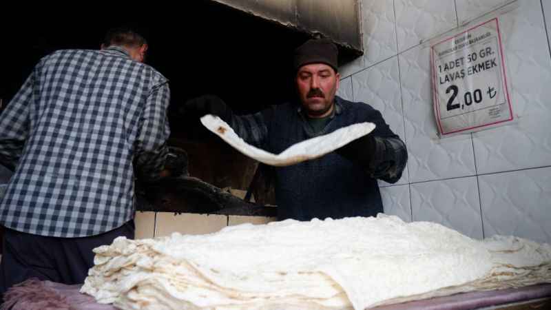Erzurum’un vazgeçilmez lezzeti: Lavaş ekmeği