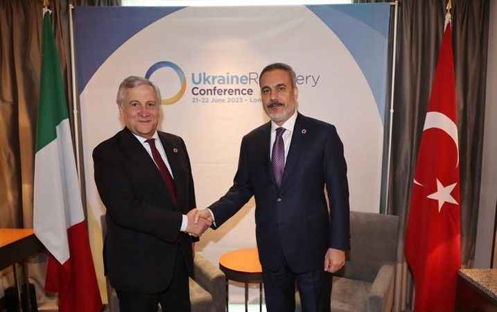 Bakan Fidan mevkidaşlarıyla görüştü