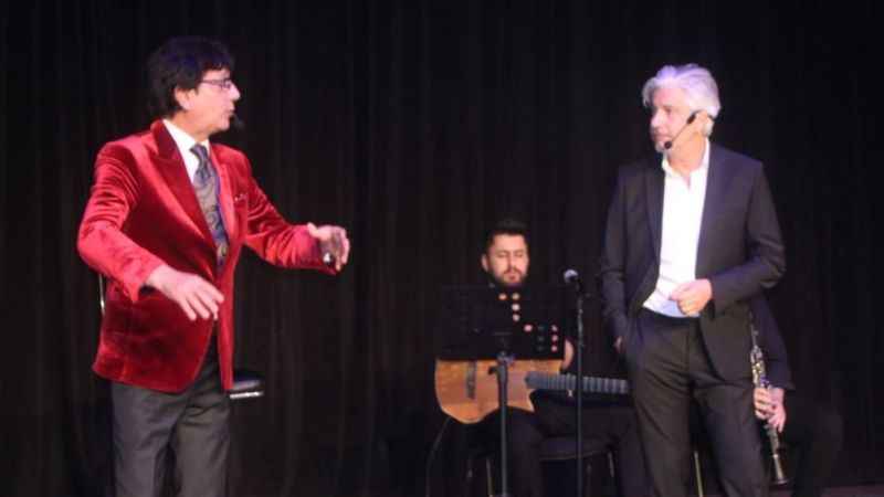 Uygur kardeşler Nevşehir’de sahne aldı