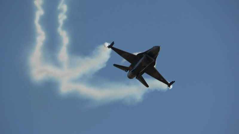 Solotürk'ten nefes kesen gösteri