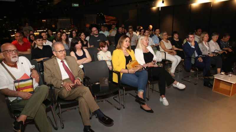 Keman ve çellonun gitarla buluştu