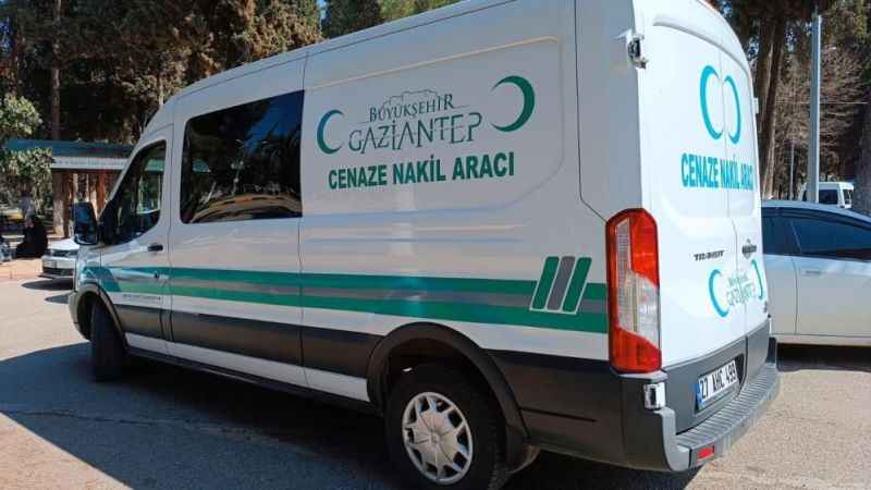 Gaziantep'teki kazada Taha Kaçar, Cahit Sat, Hatice Sat, Kardelen Sat, Mesut Taşdemir ve Kadir Sat hayatını kaybetti